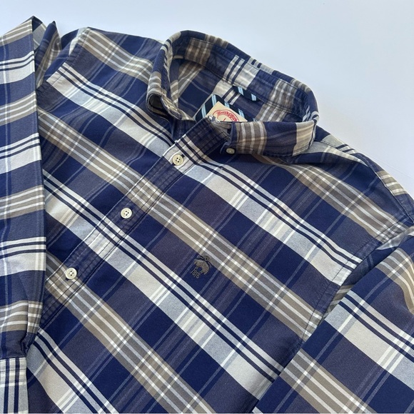 Men’s Brooks Brothers Flannel Shirt
Size Large - Picture 3 of 9